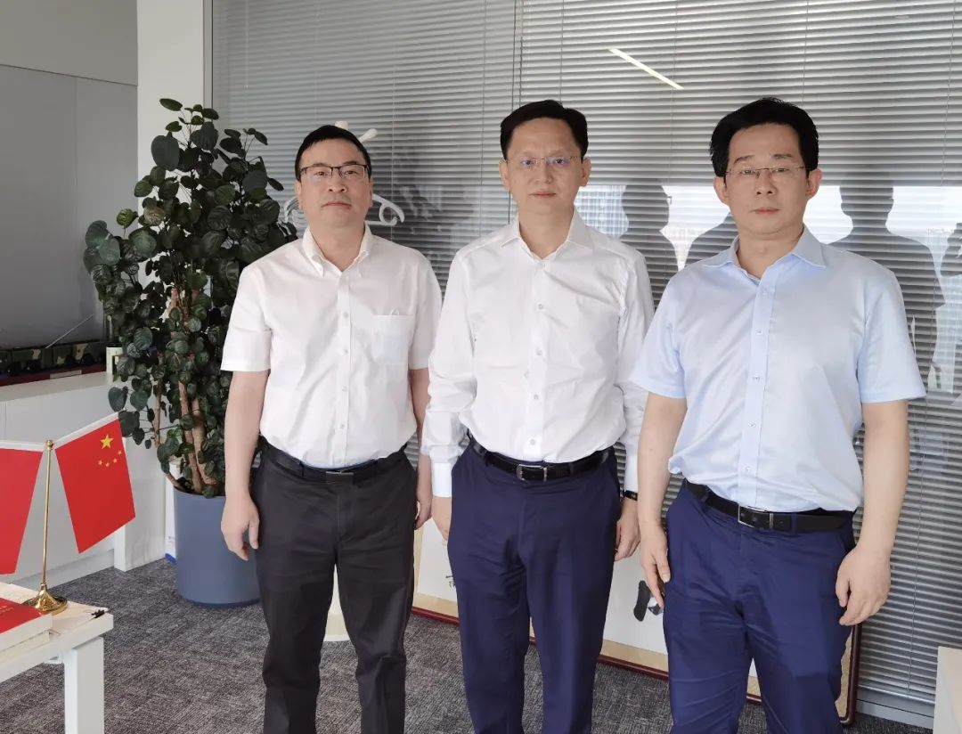 推進(jìn)網(wǎng)絡(luò)整合及廣電5G建設(shè)，福建廣電網(wǎng)絡(luò)相關(guān)領(lǐng)導(dǎo)赴中國(guó)廣電集團(tuán)匯報(bào)交流工作